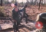 Standbild USA Soldaten Fort Bragg North Carolina USA, 1969, aus Sekunde 30 historischem Filmmaterial Videoclip 65675060241