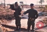 Standbild USA Soldaten Fort Bragg North Carolina USA, 1969, aus Sekunde 34 historischem Filmmaterial Videoclip 65675060241