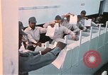 Standbild Wehrpflichtigen der freiwilligen Armee United States USA, 1970, aus Sekunde 18 historischem Filmmaterial Videoclip 65675060243