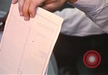 Standbild Wehrpflichtigen der freiwilligen Armee United States USA, 1970, aus Sekunde 33 historischem Filmmaterial Videoclip 65675060243