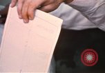 Standbild Wehrpflichtigen der freiwilligen Armee United States USA, 1970, aus Sekunde 35 historischem Filmmaterial Videoclip 65675060243