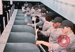 Standbild Wehrpflichtigen der freiwilligen Armee United States USA, 1970, aus Sekunde 47 historischem Filmmaterial Videoclip 65675060243