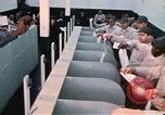 Standbild Wehrpflichtigen der freiwilligen Armee United States USA, 1970, aus Sekunde 61 historischem Filmmaterial Videoclip 65675060243