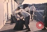 Standbild Wehrpflichtigen der freiwilligen Armee United States USA, 1970, aus Sekunde 12 historischem Filmmaterial Videoclip 65675060244