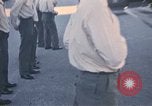 Standbild Wehrpflichtigen der freiwilligen Armee United States USA, 1970, aus Sekunde 41 historischem Filmmaterial Videoclip 65675060244