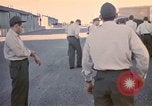Standbild Wehrpflichtigen der freiwilligen Armee United States USA, 1970, aus Sekunde 53 historischem Filmmaterial Videoclip 65675060244
