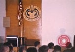 Standbild Wehrpflichtigen der freiwilligen Armee United States USA, 1970, aus Sekunde 13 historischem Filmmaterial Videoclip 65675060245