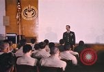 Standbild Wehrpflichtigen der freiwilligen Armee United States USA, 1970, aus Sekunde 27 historischem Filmmaterial Videoclip 65675060245