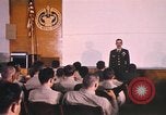 Standbild Wehrpflichtigen der freiwilligen Armee United States USA, 1970, aus Sekunde 44 historischem Filmmaterial Videoclip 65675060245