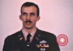 Standbild Wehrpflichtigen der freiwilligen Armee United States USA, 1970, aus Sekunde 56 historischem Filmmaterial Videoclip 65675060245