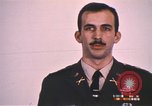 Standbild Wehrpflichtigen der freiwilligen Armee United States USA, 1970, aus Sekunde 61 historischem Filmmaterial Videoclip 65675060245
