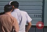 Standbild Wehrpflichtigen der freiwilligen Armee United States USA, 1970, aus Sekunde 12 historischem Filmmaterial Videoclip 65675060246
