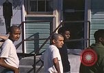 Standbild Wehrpflichtigen der freiwilligen Armee United States USA, 1970, aus Sekunde 19 historischem Filmmaterial Videoclip 65675060246