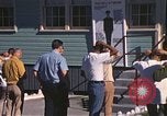 Standbild Wehrpflichtigen der freiwilligen Armee United States USA, 1970, aus Sekunde 34 historischem Filmmaterial Videoclip 65675060246