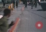 Standbild Wehrpflichtigen der freiwilligen Armee United States USA, 1970, aus Sekunde 8 historischem Filmmaterial Videoclip 65675060247