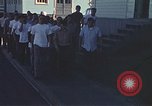 Standbild Wehrpflichtigen der freiwilligen Armee United States USA, 1970, aus Sekunde 36 historischem Filmmaterial Videoclip 65675060247