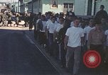 Standbild Wehrpflichtigen der freiwilligen Armee United States USA, 1970, aus Sekunde 45 historischem Filmmaterial Videoclip 65675060247