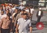 Standbild Wehrpflichtigen der freiwilligen Armee United States USA, 1970, aus Sekunde 52 historischem Filmmaterial Videoclip 65675060247