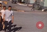 Standbild Wehrpflichtigen der freiwilligen Armee United States USA, 1970, aus Sekunde 59 historischem Filmmaterial Videoclip 65675060247