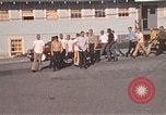 Standbild Wehrpflichtigen der freiwilligen Armee United States USA, 1970, aus Sekunde 7 historischem Filmmaterial Videoclip 65675060248