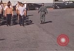 Standbild Wehrpflichtigen der freiwilligen Armee United States USA, 1970, aus Sekunde 22 historischem Filmmaterial Videoclip 65675060248