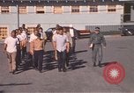 Standbild Wehrpflichtigen der freiwilligen Armee United States USA, 1970, aus Sekunde 24 historischem Filmmaterial Videoclip 65675060248