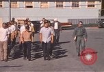 Standbild Wehrpflichtigen der freiwilligen Armee United States USA, 1970, aus Sekunde 25 historischem Filmmaterial Videoclip 65675060248