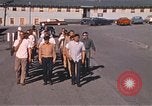 Standbild Wehrpflichtigen der freiwilligen Armee United States USA, 1970, aus Sekunde 49 historischem Filmmaterial Videoclip 65675060248