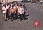 Standbild Wehrpflichtigen der freiwilligen Armee United States USA, 1970, aus Sekunde 52 historischem Filmmaterial Videoclip 65675060248
