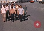 Standbild Wehrpflichtigen der freiwilligen Armee United States USA, 1970, aus Sekunde 53 historischem Filmmaterial Videoclip 65675060248