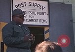 Standbild Wehrpflichtigen der freiwilligen Armee United States USA, 1970, aus Sekunde 9 historischem Filmmaterial Videoclip 65675060249