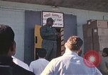 Standbild Wehrpflichtigen der freiwilligen Armee United States USA, 1970, aus Sekunde 12 historischem Filmmaterial Videoclip 65675060249