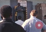 Standbild Wehrpflichtigen der freiwilligen Armee United States USA, 1970, aus Sekunde 16 historischem Filmmaterial Videoclip 65675060249