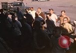 Standbild Wehrpflichtigen der freiwilligen Armee United States USA, 1970, aus Sekunde 28 historischem Filmmaterial Videoclip 65675060249