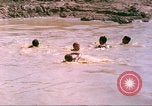 Standbild USA Soldaten Vietnam, 1968, aus Sekunde 16 historischem Filmmaterial Videoclip 65675060254