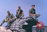 Standbild USA Soldaten Vietnam, 1968, aus Sekunde 21 historischem Filmmaterial Videoclip 65675060256