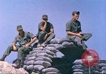 Standbild USA Soldaten Vietnam, 1968, aus Sekunde 25 historischem Filmmaterial Videoclip 65675060256