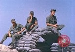 Standbild USA Soldaten Vietnam, 1968, aus Sekunde 28 historischem Filmmaterial Videoclip 65675060256