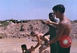 Standbild USA Soldaten Vietnam, 1968, aus Sekunde 31 historischem Filmmaterial Videoclip 65675060256