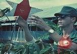 Standbild USA Soldaten Saigon Vietnam, 1965, aus Sekunde 40 historischem Filmmaterial Videoclip 65675060260