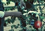 Standbild USA Soldaten Saigon Vietnam, 1965, aus Sekunde 55 historischem Filmmaterial Videoclip 65675060260