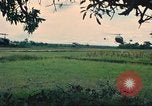 Immagine di Soldati statunitensi Saigon Vietnam Cu Chi, 1966, secondo 16 filmato di repertorio 65675060264