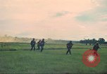 Immagine di Soldati statunitensi Saigon Vietnam Cu Chi, 1966, secondo 35 filmato di repertorio 65675060264