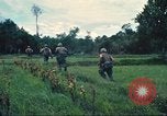 Immagine di Soldati statunitensi Saigon Vietnam Cu Chi, 1966, secondo 48 filmato di repertorio 65675060264