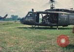 Immagine di Soldati statunitensi Saigon Vietnam Cu Chi, 1966, secondo 57 filmato di repertorio 65675060264