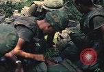 Immagine di Soldati statunitensi Saigon Vietnam Cu Chi, 1966, secondo 17 filmato di repertorio 65675060265