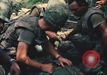 Immagine di Soldati statunitensi Saigon Vietnam Cu Chi, 1966, secondo 18 filmato di repertorio 65675060265