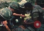 Immagine di Soldati statunitensi Saigon Vietnam Cu Chi, 1966, secondo 24 filmato di repertorio 65675060265