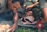 Immagine di Soldati statunitensi Saigon Vietnam Cu Chi, 1966, secondo 28 filmato di repertorio 65675060265