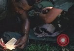 Immagine di Soldati statunitensi Saigon Vietnam Cu Chi, 1966, secondo 31 filmato di repertorio 65675060265